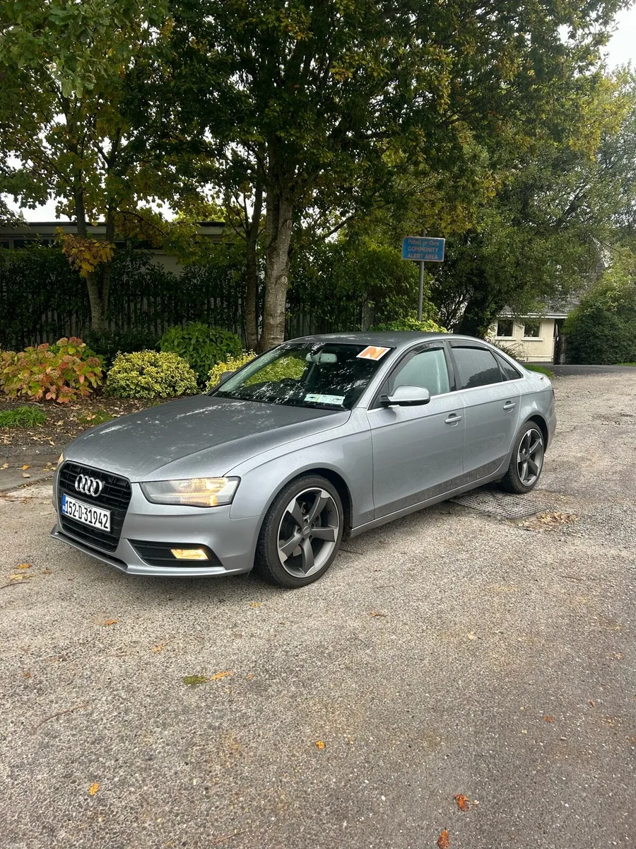 Audi A4 2015 - Image 2
