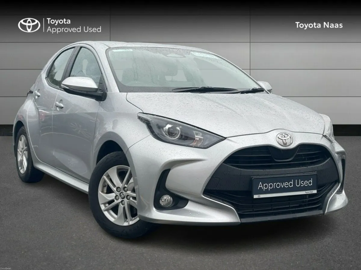 Toyota Yaris Yaris Hybrid 115 Luna - Image 1