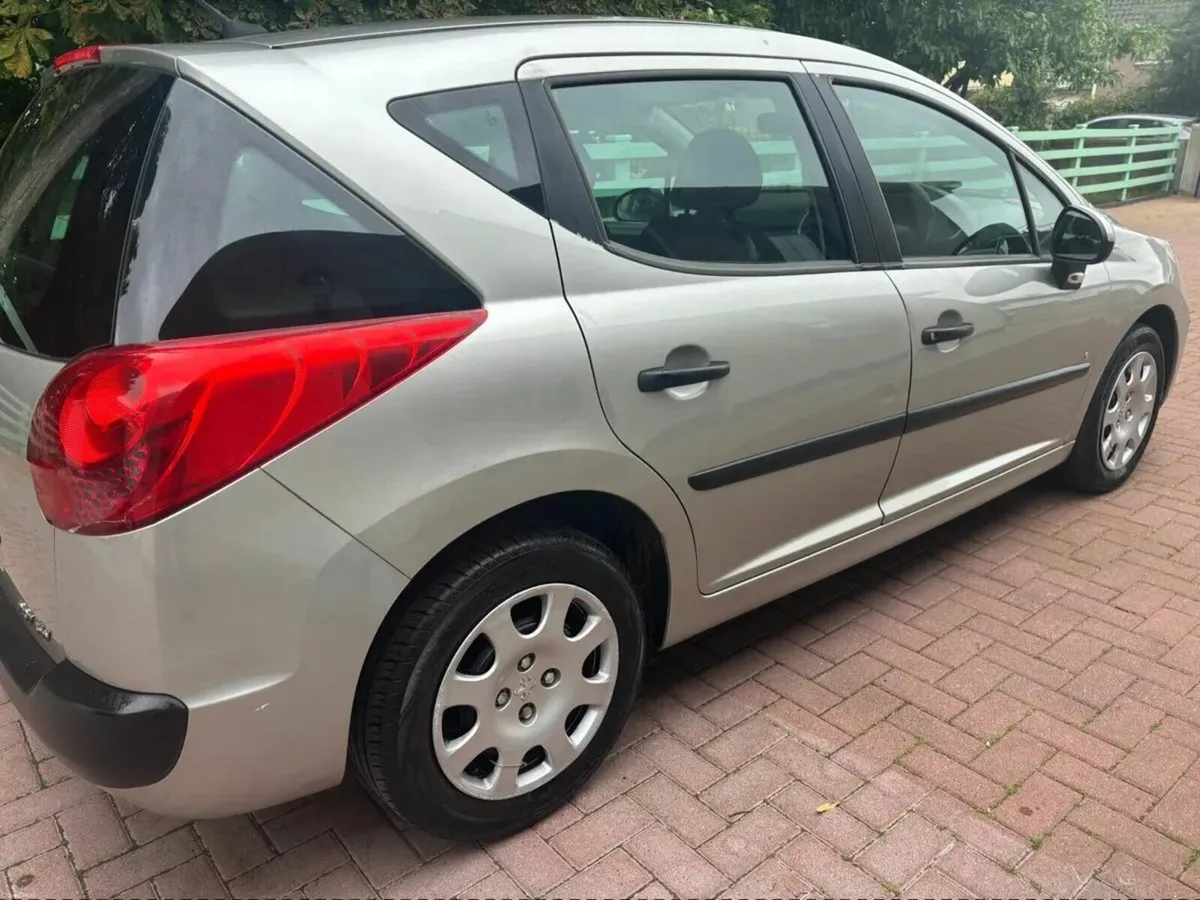 Peugeot 207 sw - Image 2