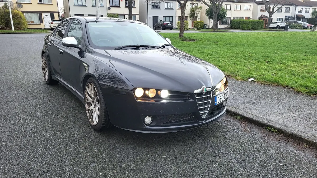 Alfa Romeo 159 2006 - Image 1
