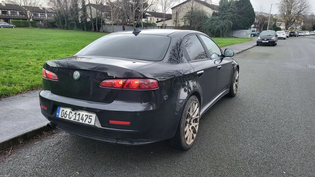 Alfa Romeo 159 2006 - Image 4
