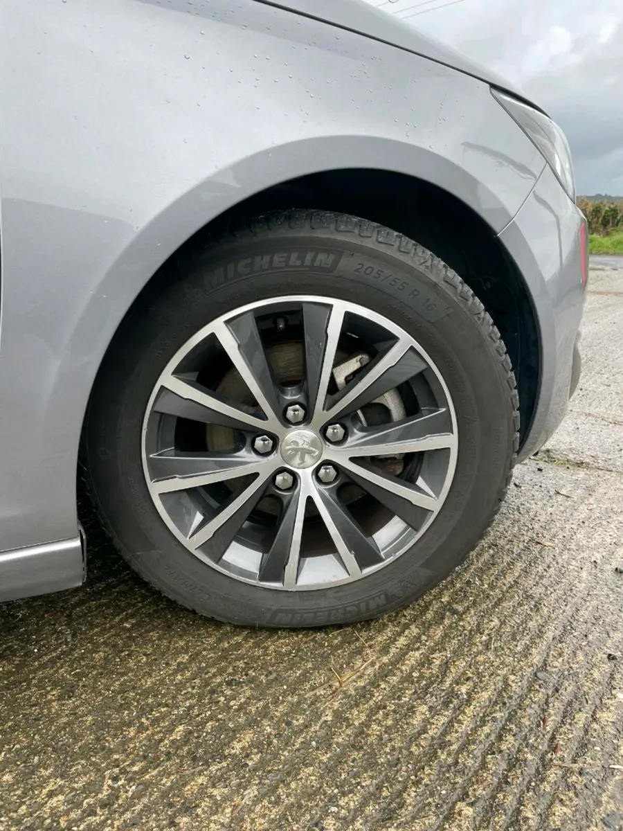 Peugeot 308 blue HDI Allure - Image 4