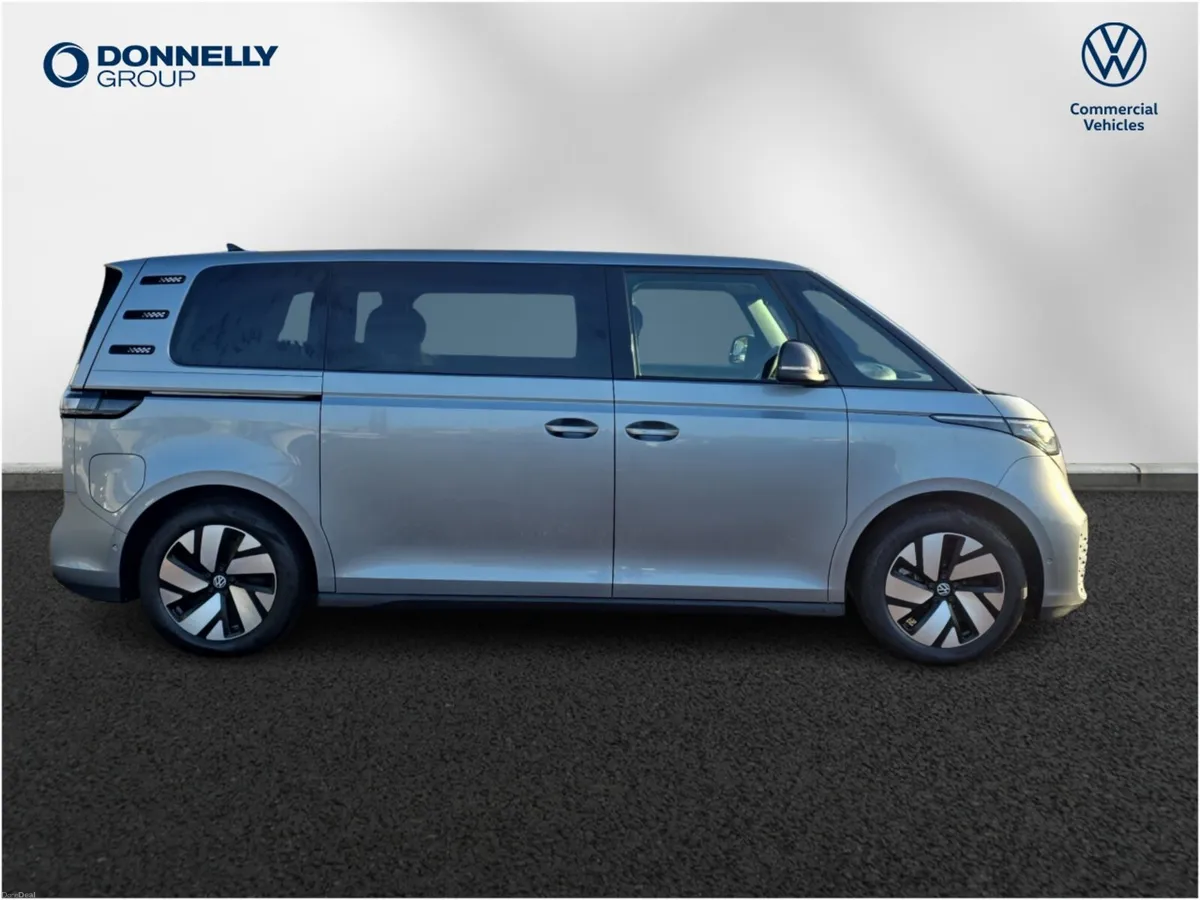 Volkswagen Id. Buzz Estate Life Pro - Image 3