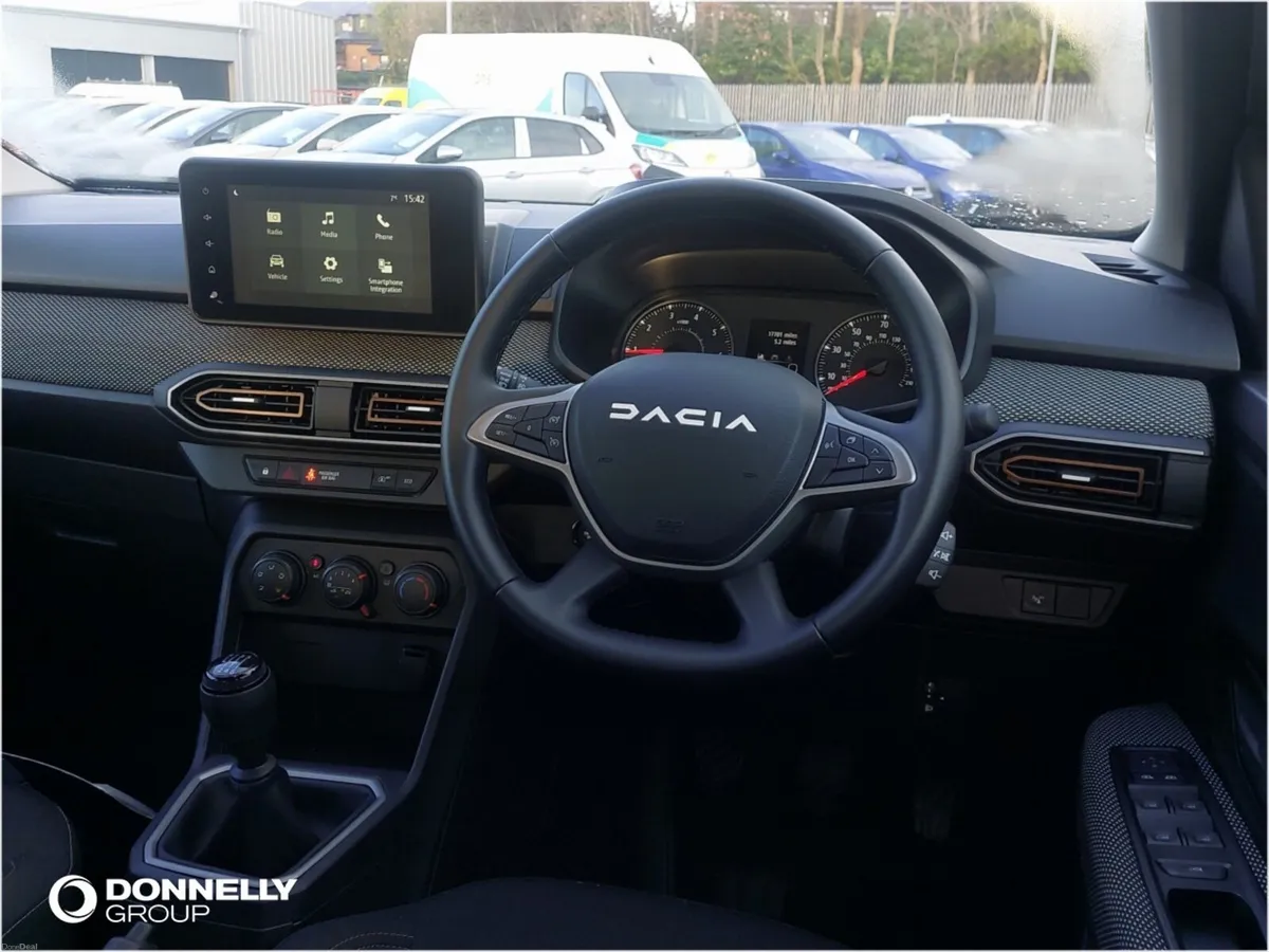 Dacia Sandero Stepway Hatchback Expression - Image 3