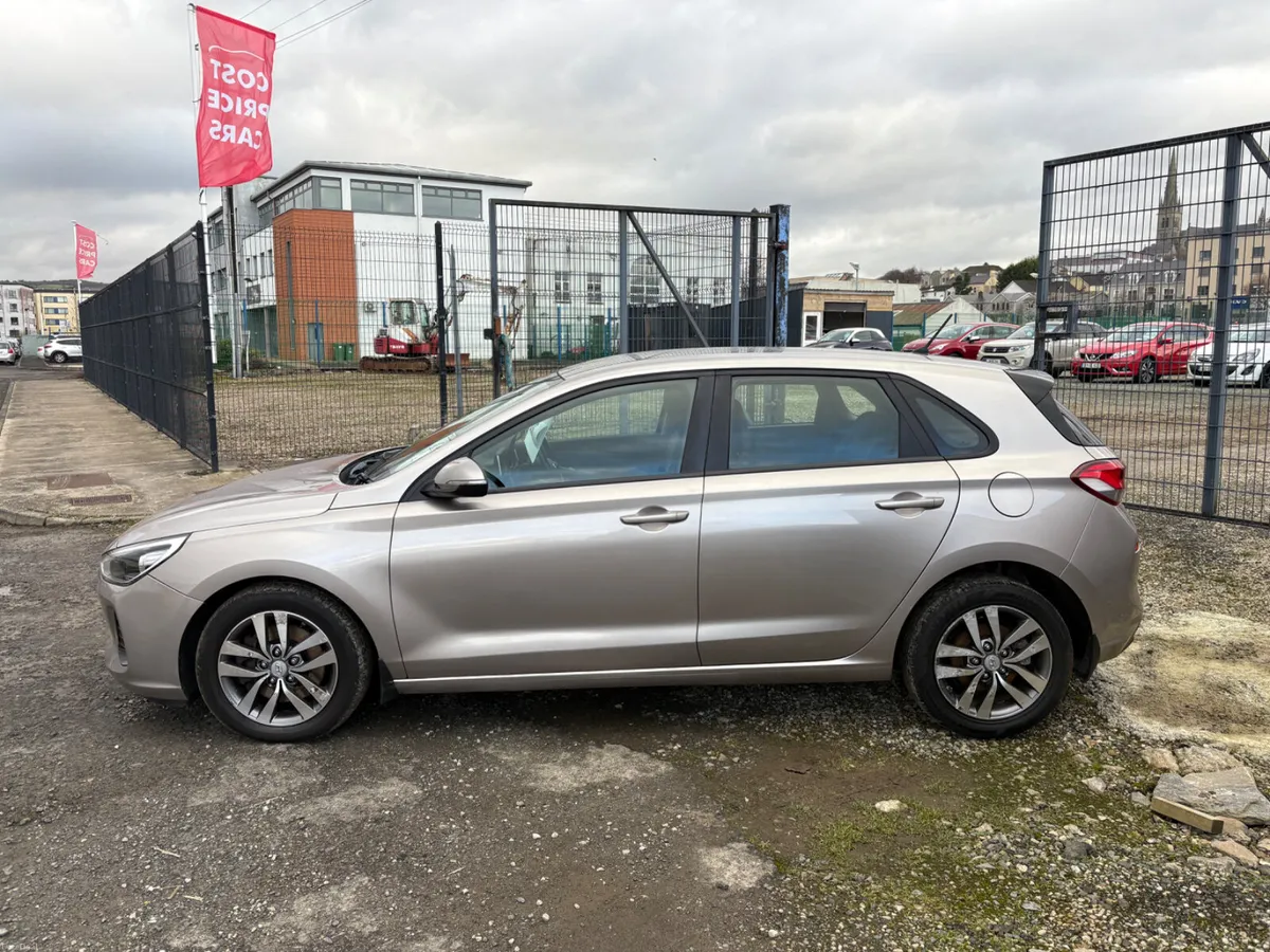 Hyundai i30 2017 - Image 4