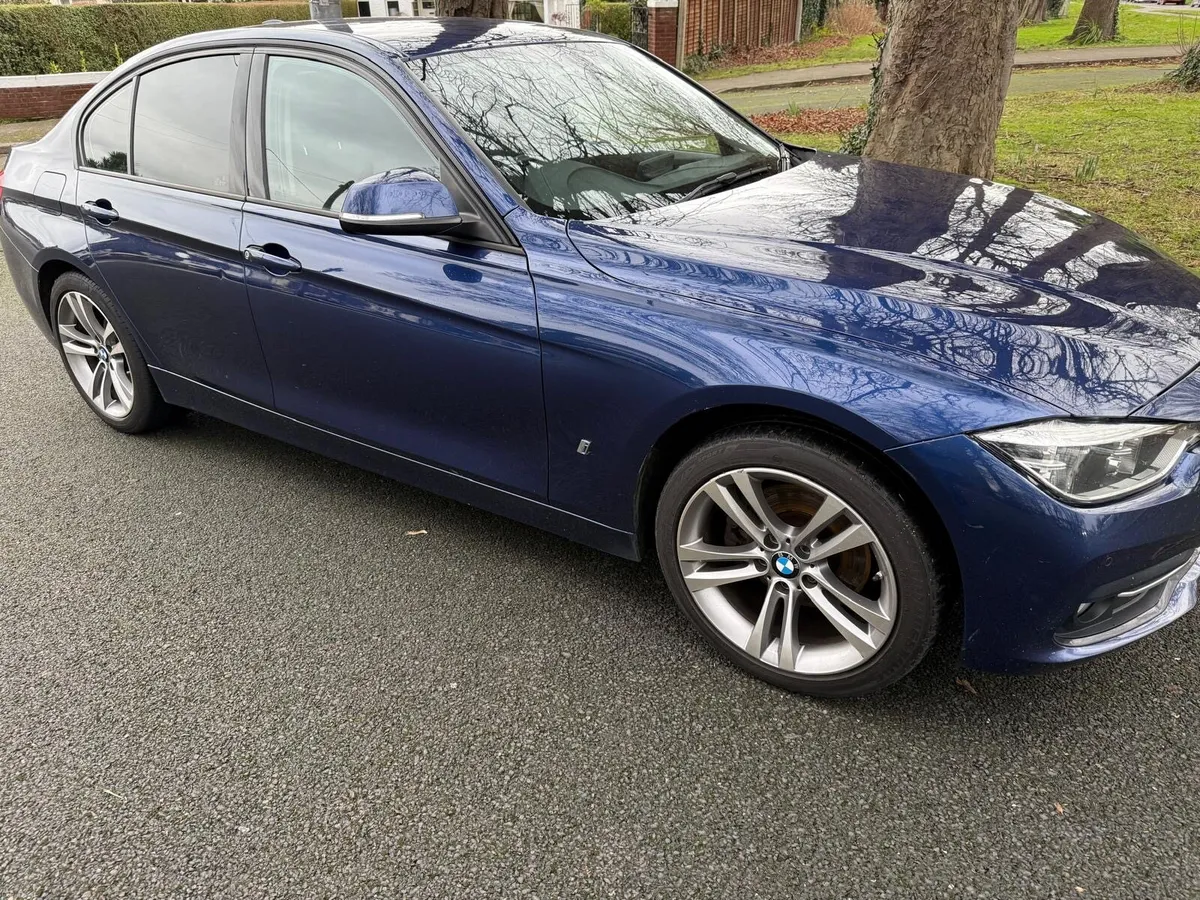 BMW 330E Sport - Image 1