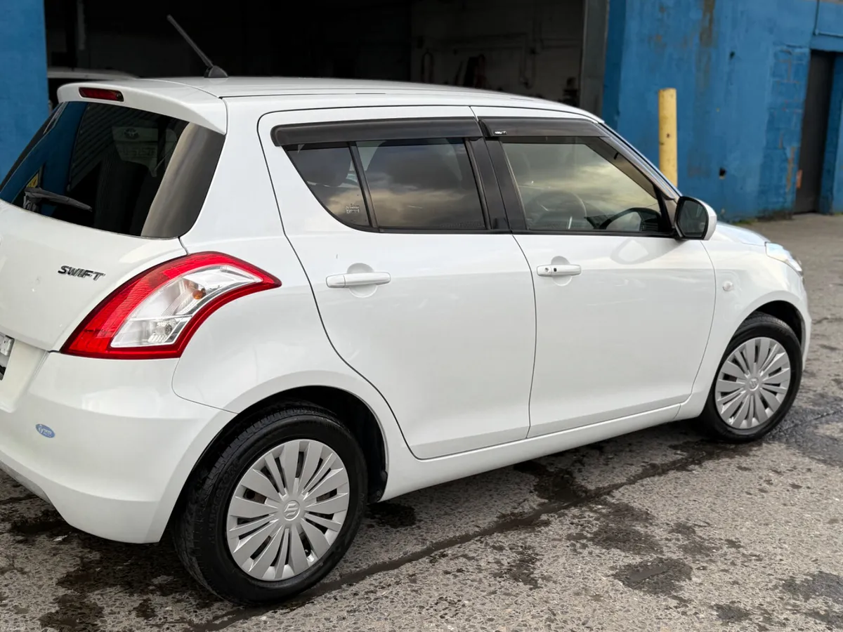 2013 Suzuki Swift 1.2 Automatic - Image 3