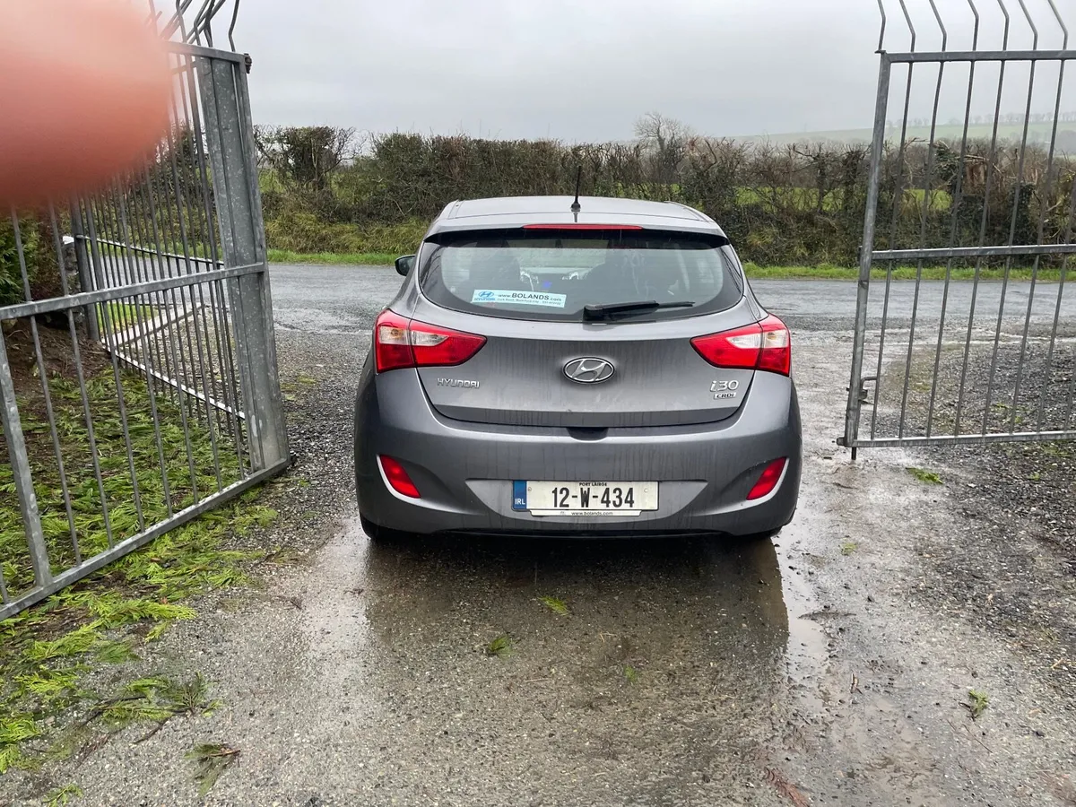 12 Hyundai i30  1.6 d - Image 3