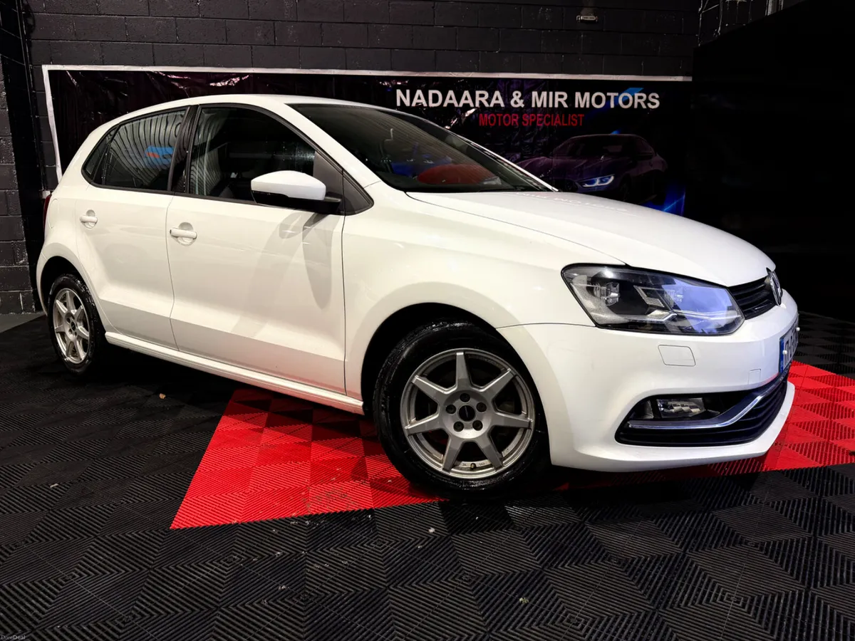 2017 Volkswagen Polo  Auto (Low Mileage ) - Image 4
