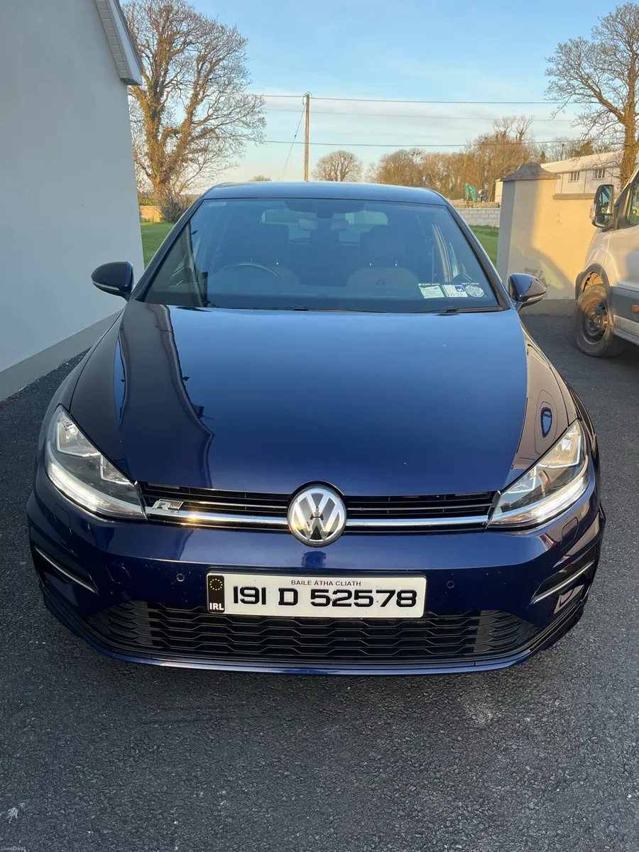 Volkswagen Golf R-Line 2.0 TDI 150HP - Image 1