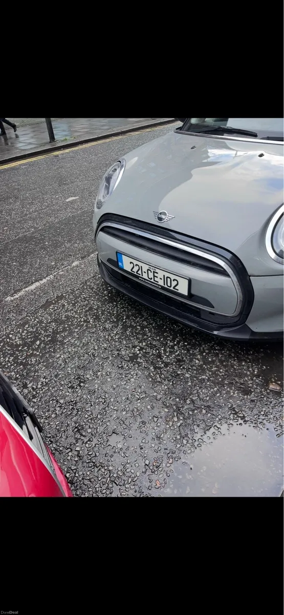 Mini Cooper - Image 2