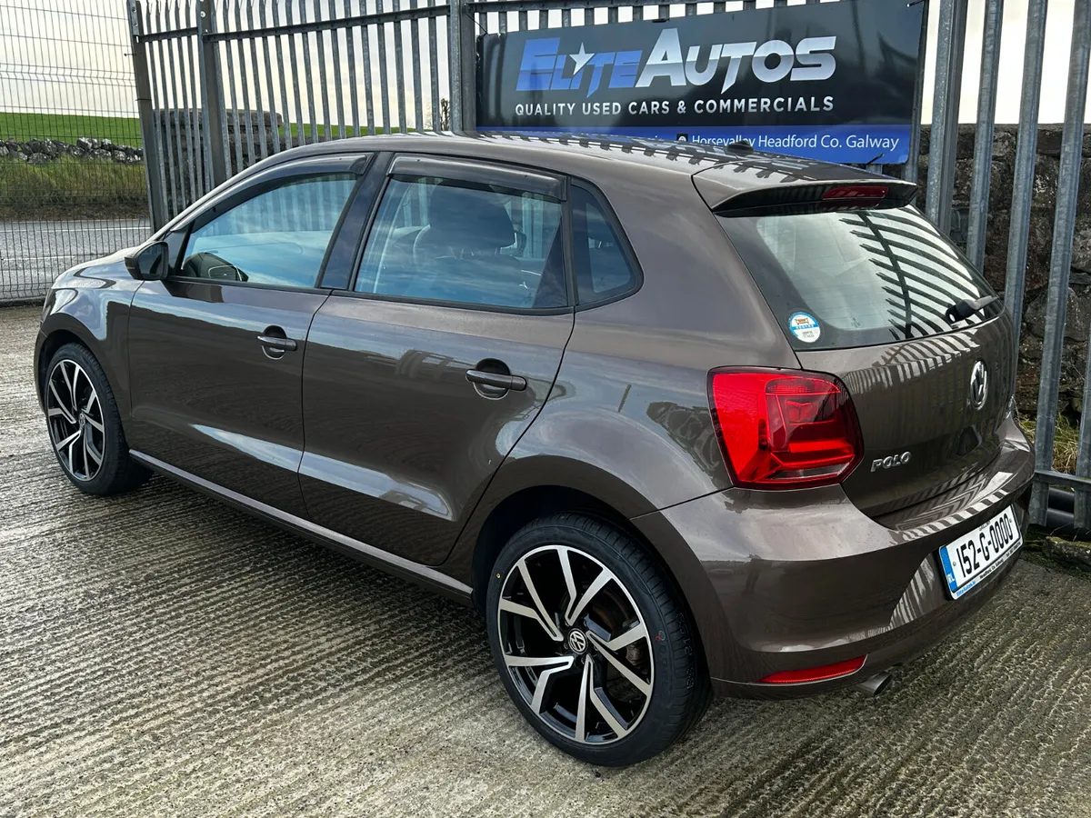 Volkswagen Polo TSI DSG Automatic 2015 - Image 2