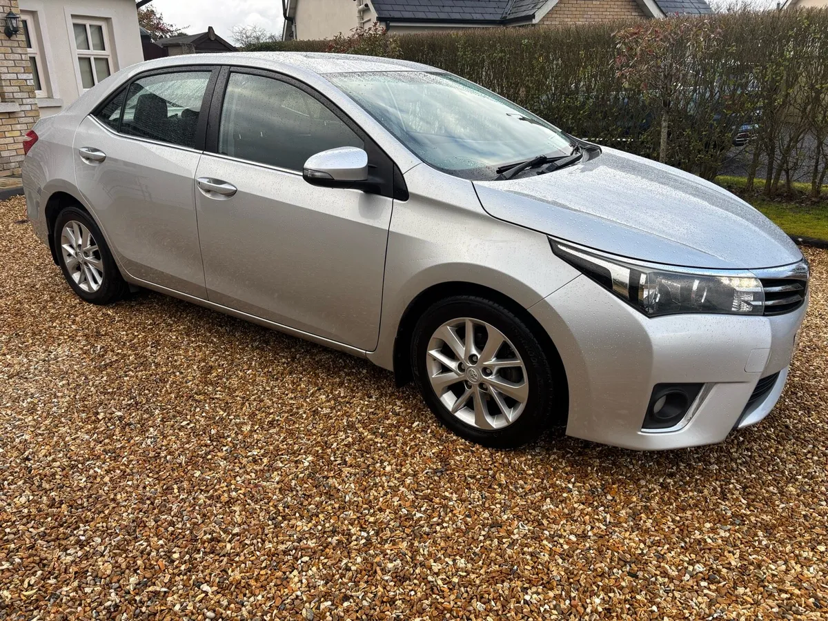 Toyota Corolla 1.4 D4D luna high spec - Image 1
