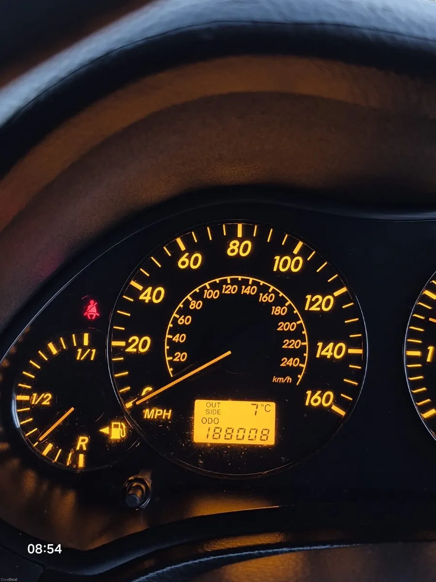 Toyota Avensis 2004 - Image 4