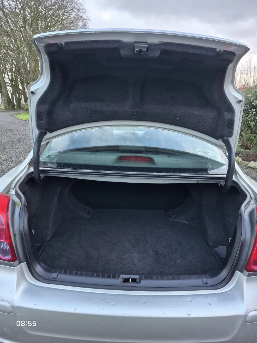 Toyota Avensis 2004 - Image 3