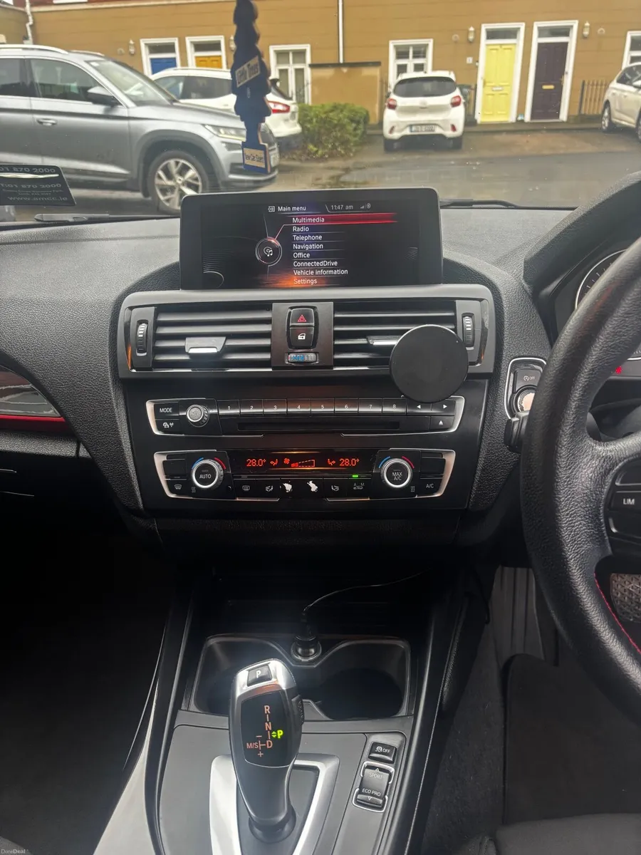 BMW 1-Series 2013 - Image 4