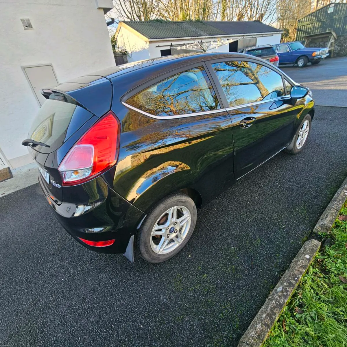 Ford Fiesta Zetec - Image 3