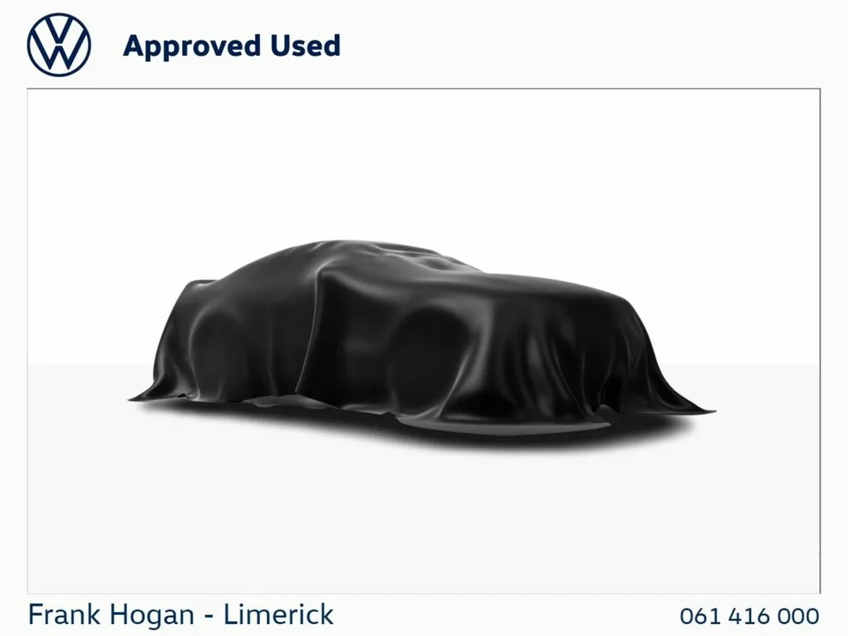 Volkswagen Golf 1.5 TSI 130HP R-Line - 1 Owner - Image 1