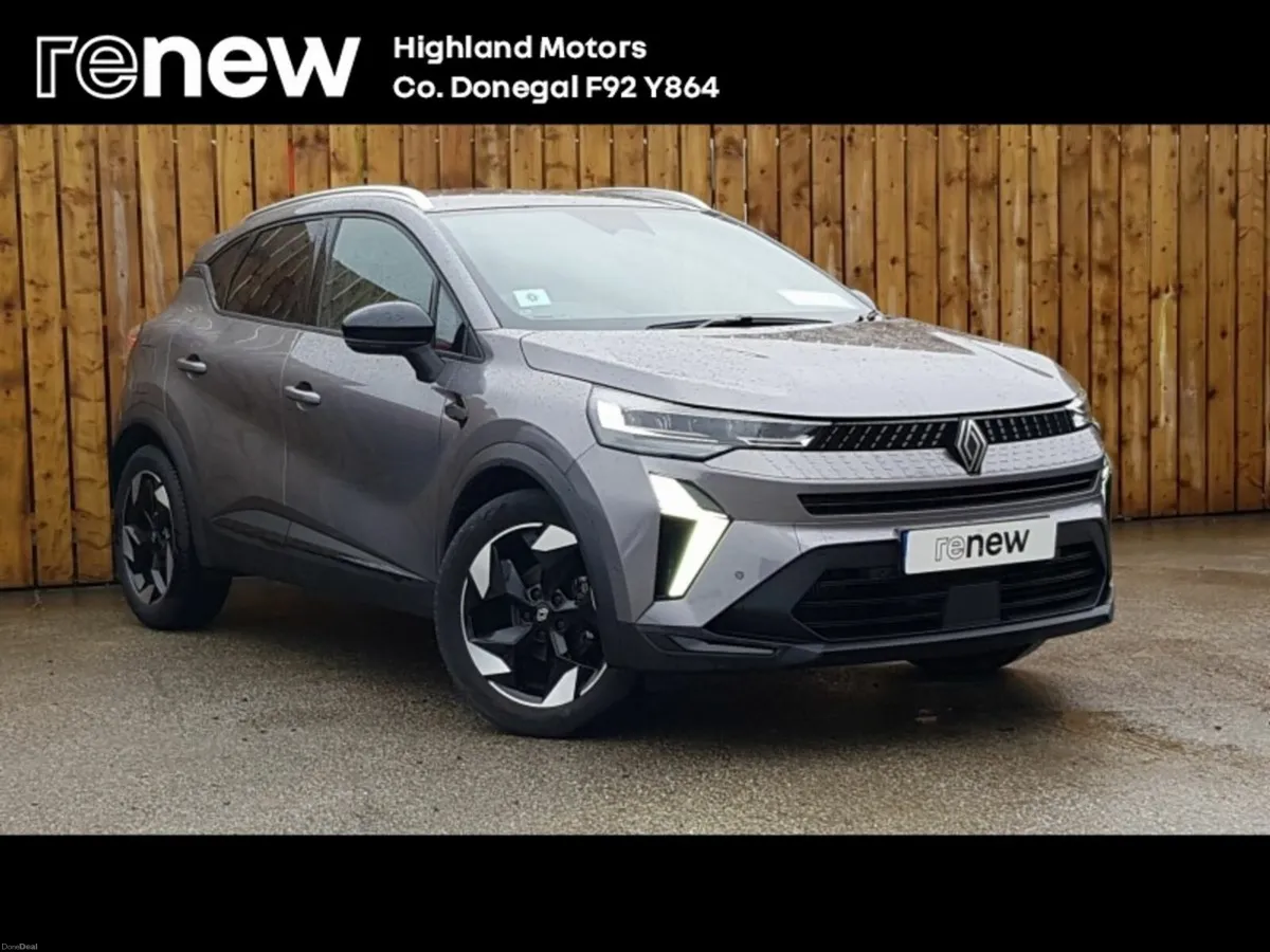 Renault Captur TCe 90 Techno - Image 1