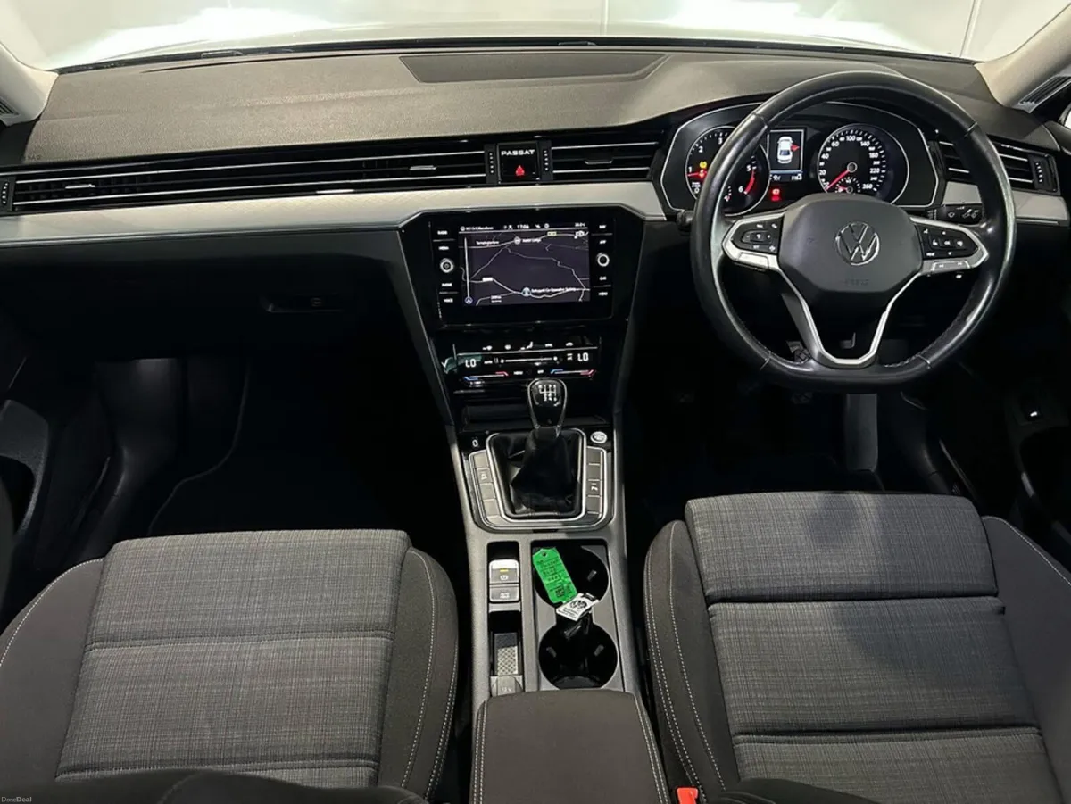 Volkswagen Passat BUSINESS 2.0 TDI MANUAL 6SPEED F - Image 3