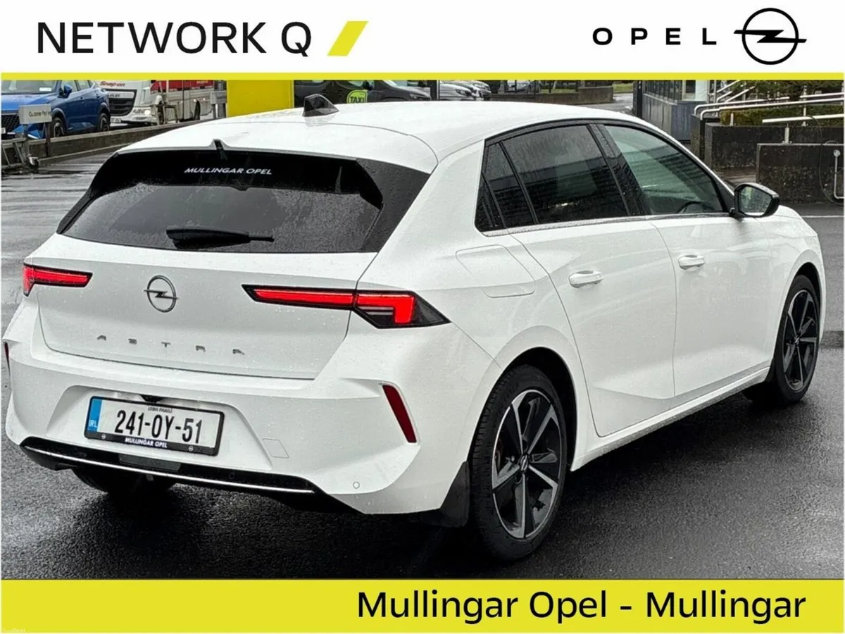 Opel Astra Elegance 1.2 Turbo 110PS Petrol 6 Speed - Image 4