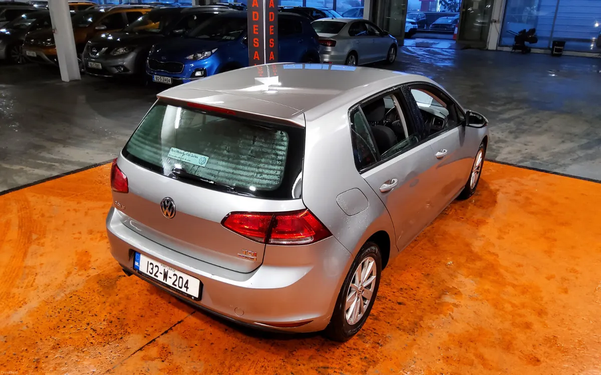 Volkswagen Golf 2013 - Image 3