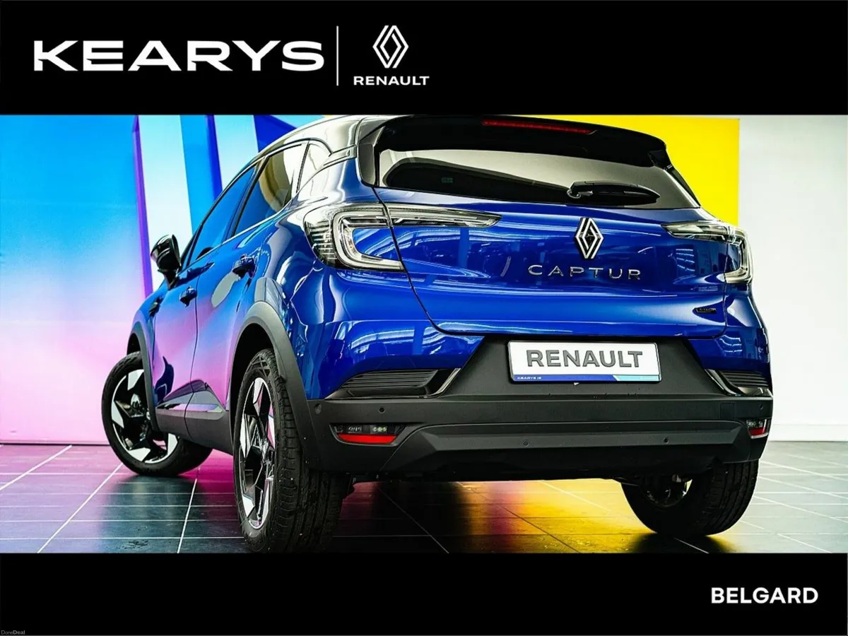 Renault Captur techno full hybrid E-Tech 160 Auto - Image 2