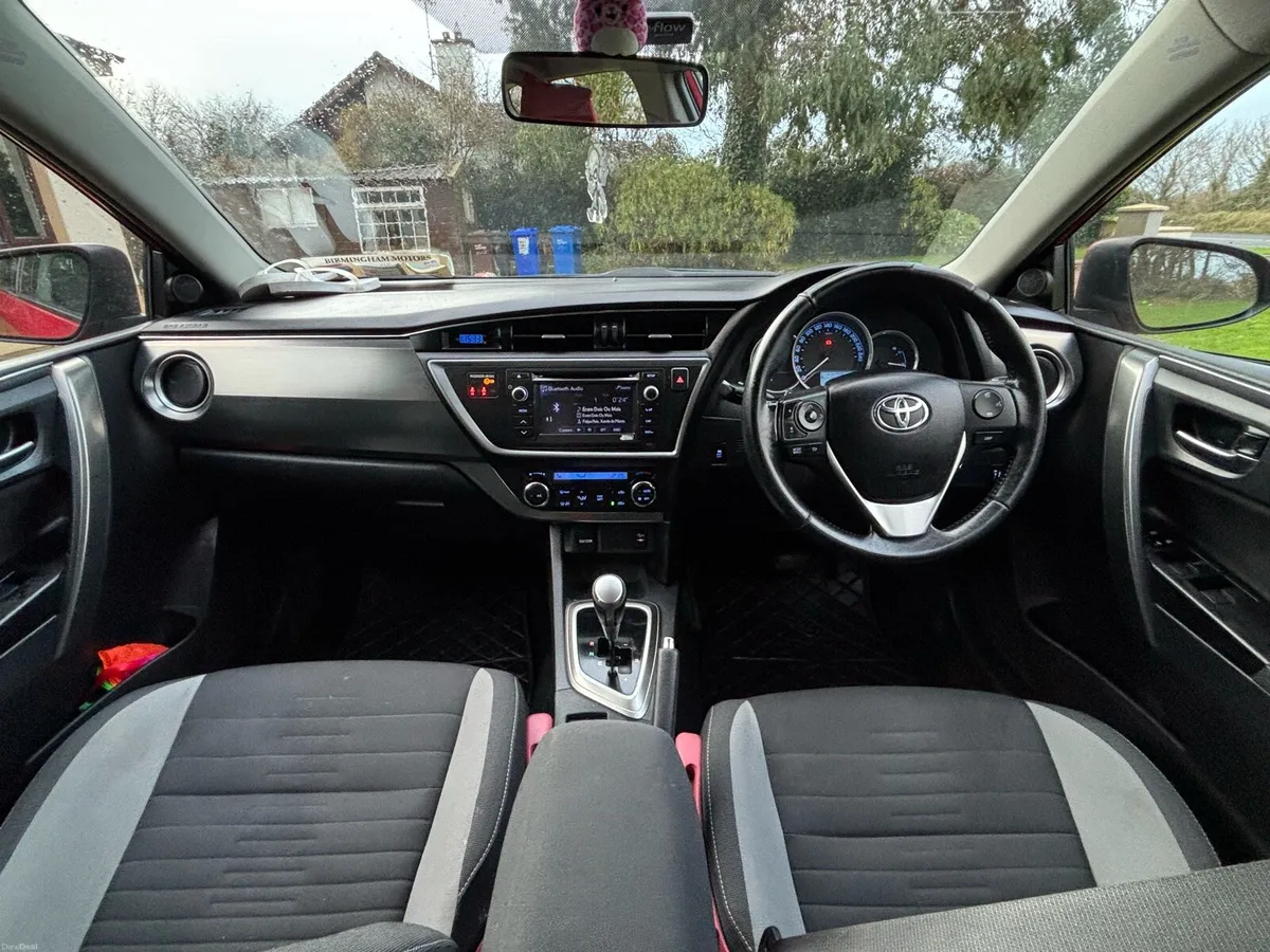 Automatic Toyota Auris 1.4 diesel D4D - Image 2