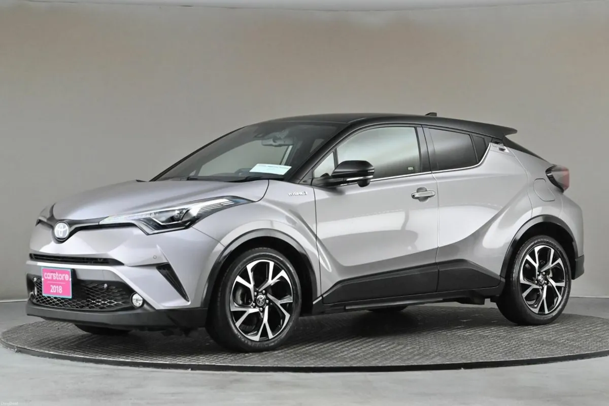 Toyota C-HR 1.8 HYBRID **BI-TONE ROOF**HALF LEATHE - Image 4