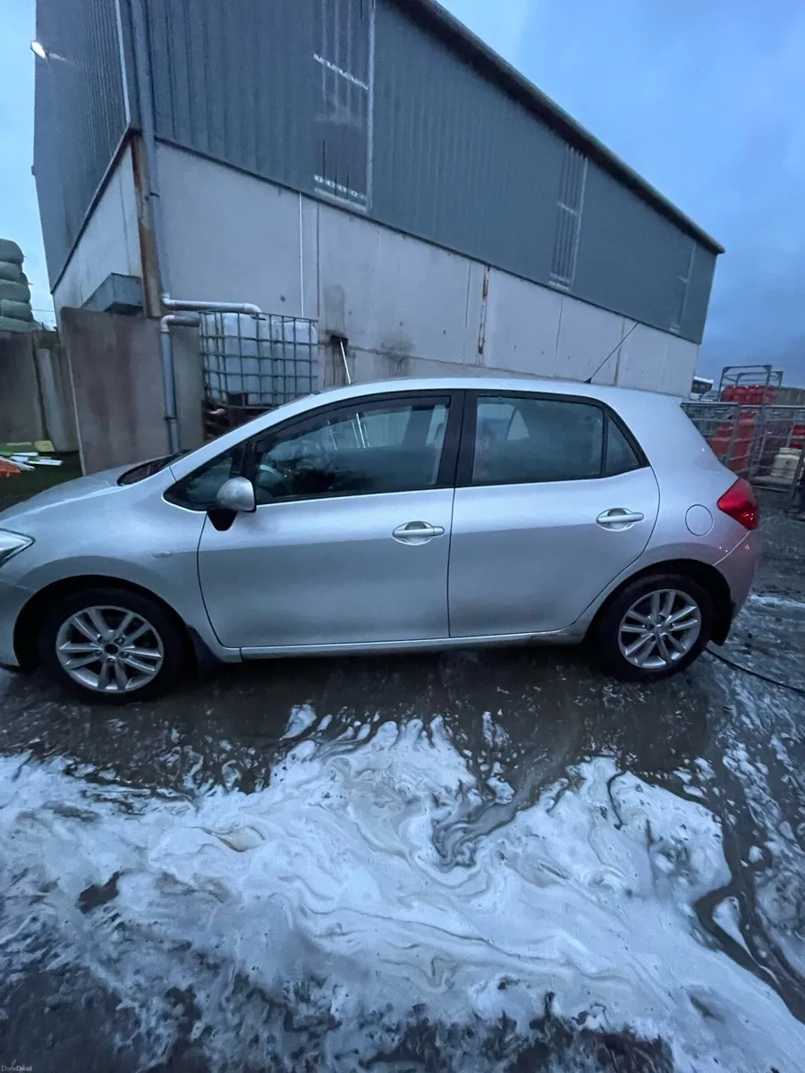 Toyota auris 1.4 - Image 4