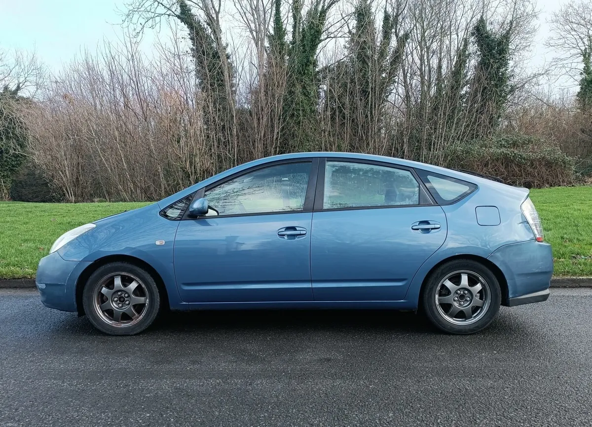 2005 Toyota Prius 1.5 Petrol Hybrid Auto NCT & Tax - Image 4