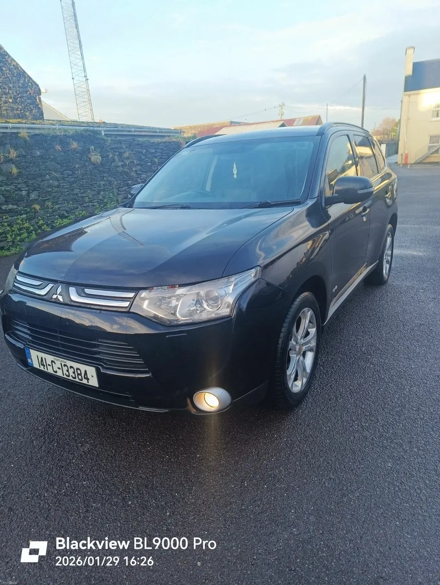 Mitsubishi Outlander 2014 - Image 2