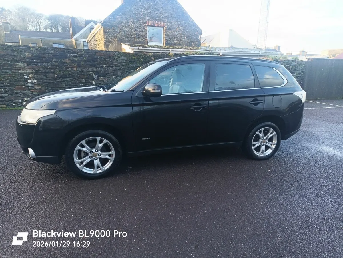 Mitsubishi Outlander 2014 - Image 4