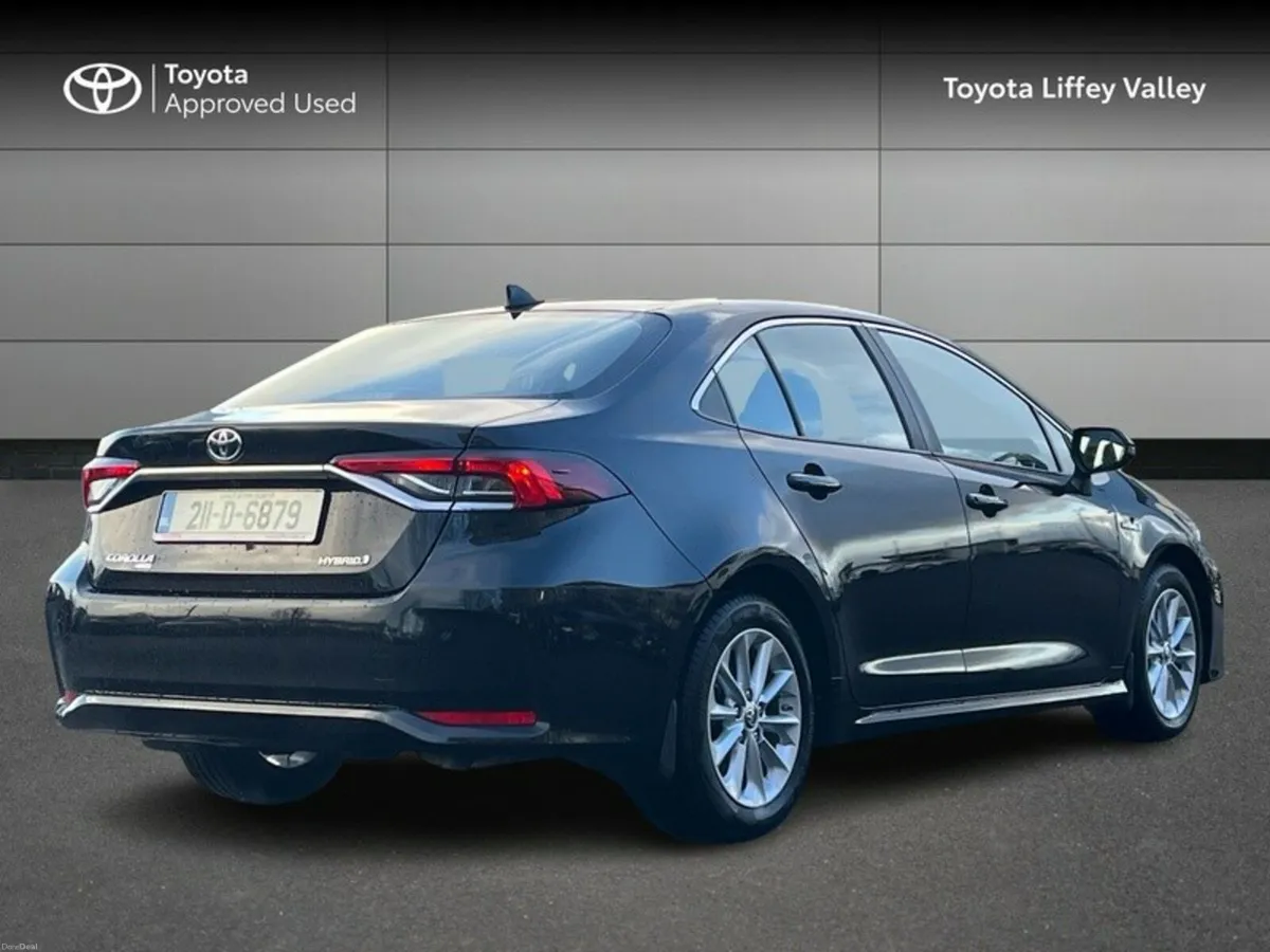 Toyota Corolla COROLLA HYB LUNA SALOON - Image 2