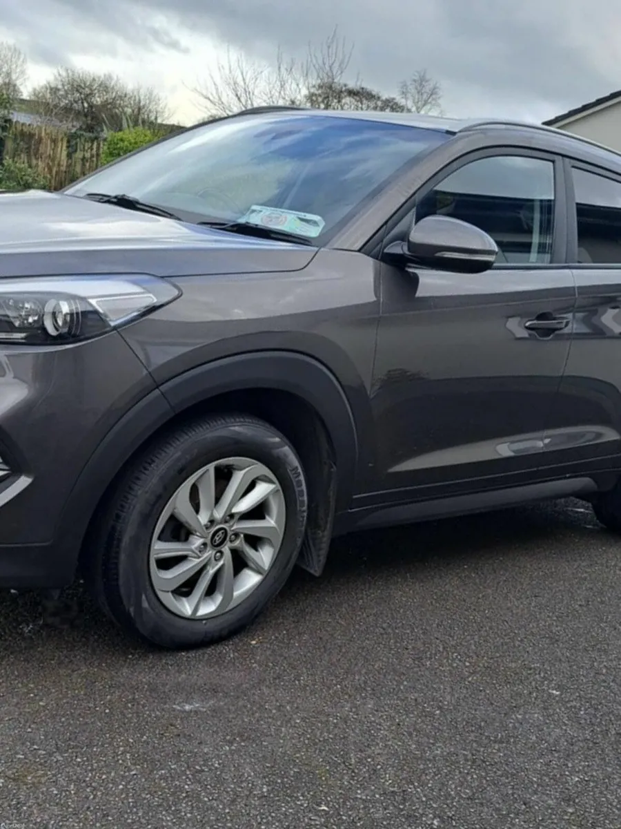 Hyundai Tucson 2017 - Great Condition - Image 2