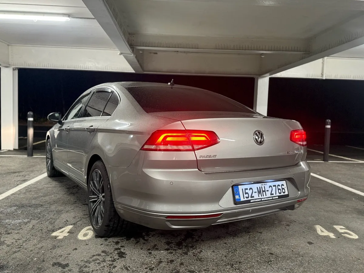 VOLKSWAGEN PASSAT 2.0 AUTO - Image 2