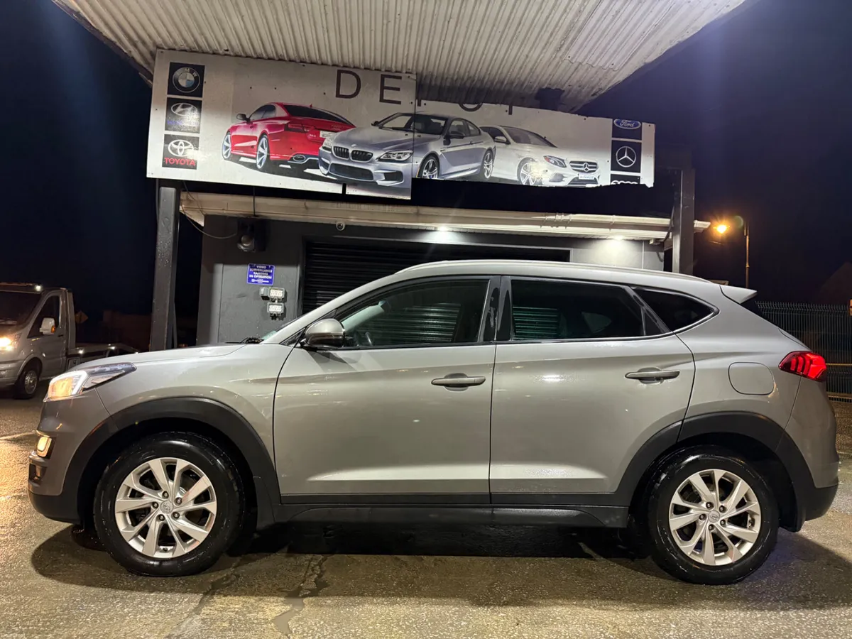 HYUNDAI TUSCON DOE/TAX 1/27 - Image 1