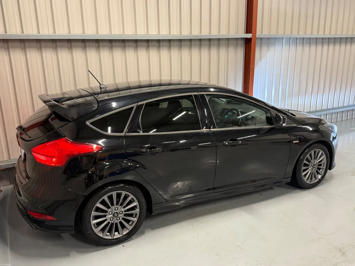 2018 Ford Focus ST-Line 1.5TDCI - Image 4