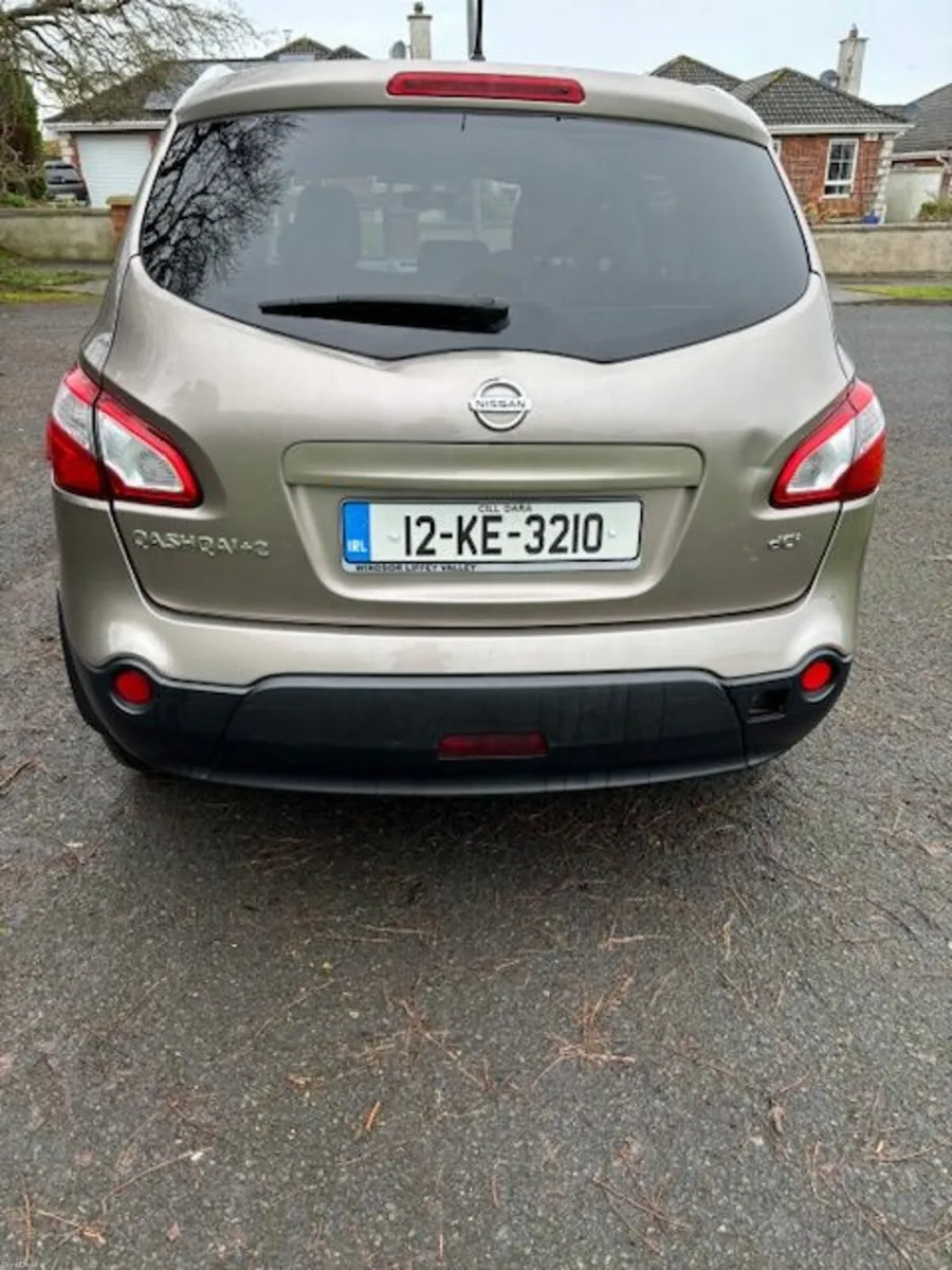 Nissan Qashqai+2 2012 - Image 1