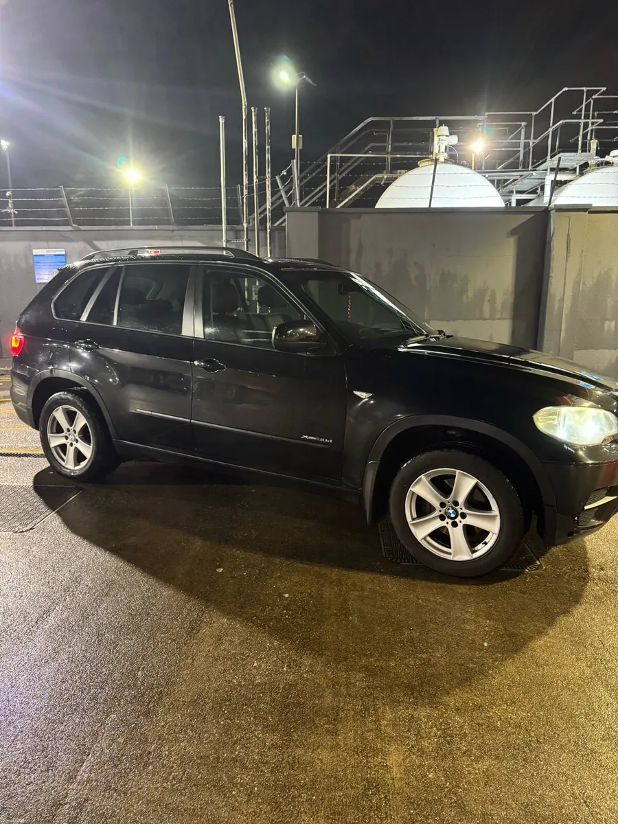Bmw X5 7 seater - Image 1
