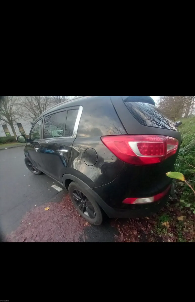 Kia Sportage 2011 1.7crdi - Image 2
