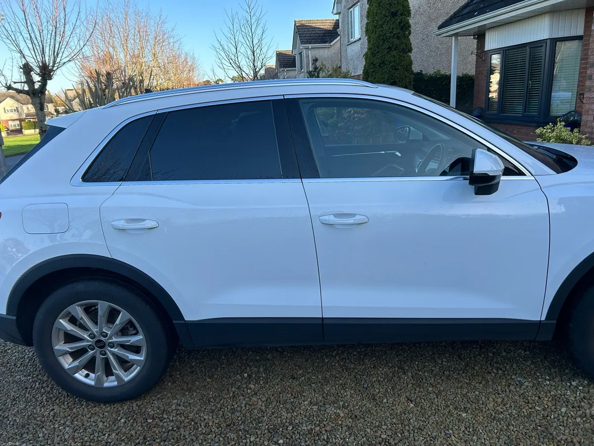 Audi Q3 Hybrid 232 - Image 4