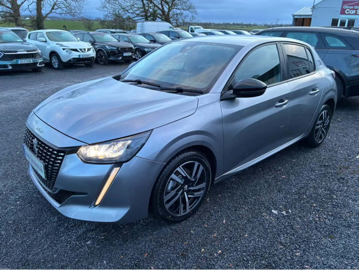 Peugeot 208 ACTIVE 1.2 - Image 4