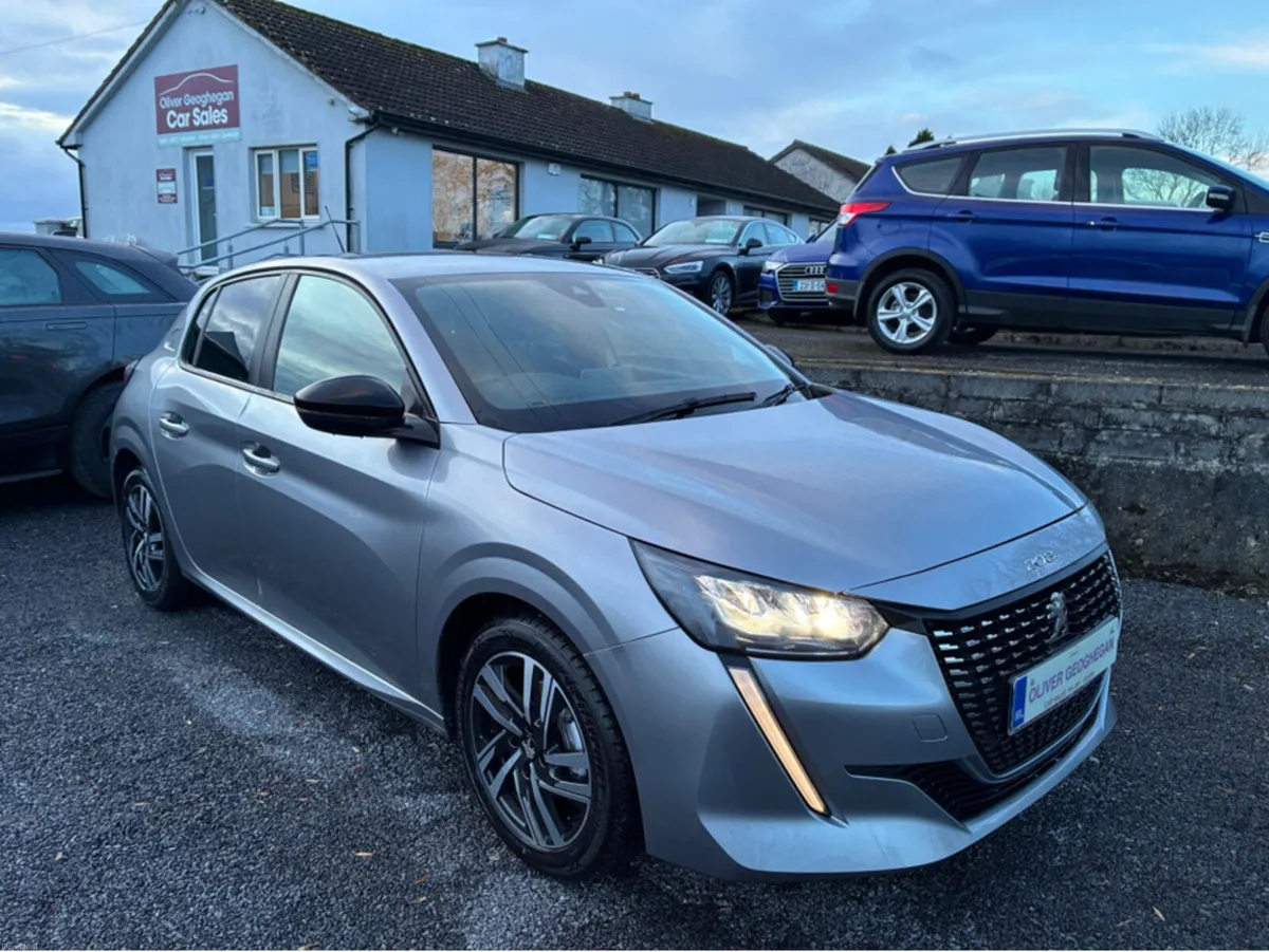Peugeot 208 ACTIVE 1.2 - Image 1