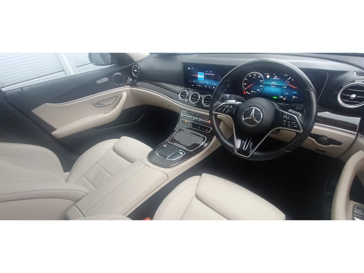 Mercedes-Benz E-Class E300de  AMG - Image 4