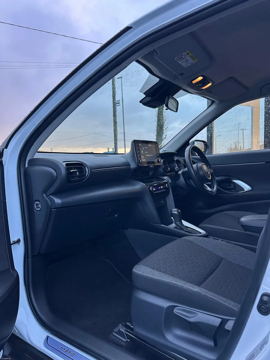 Yaris Cross - Self Charging Hybrid - Low mileage - Image 4
