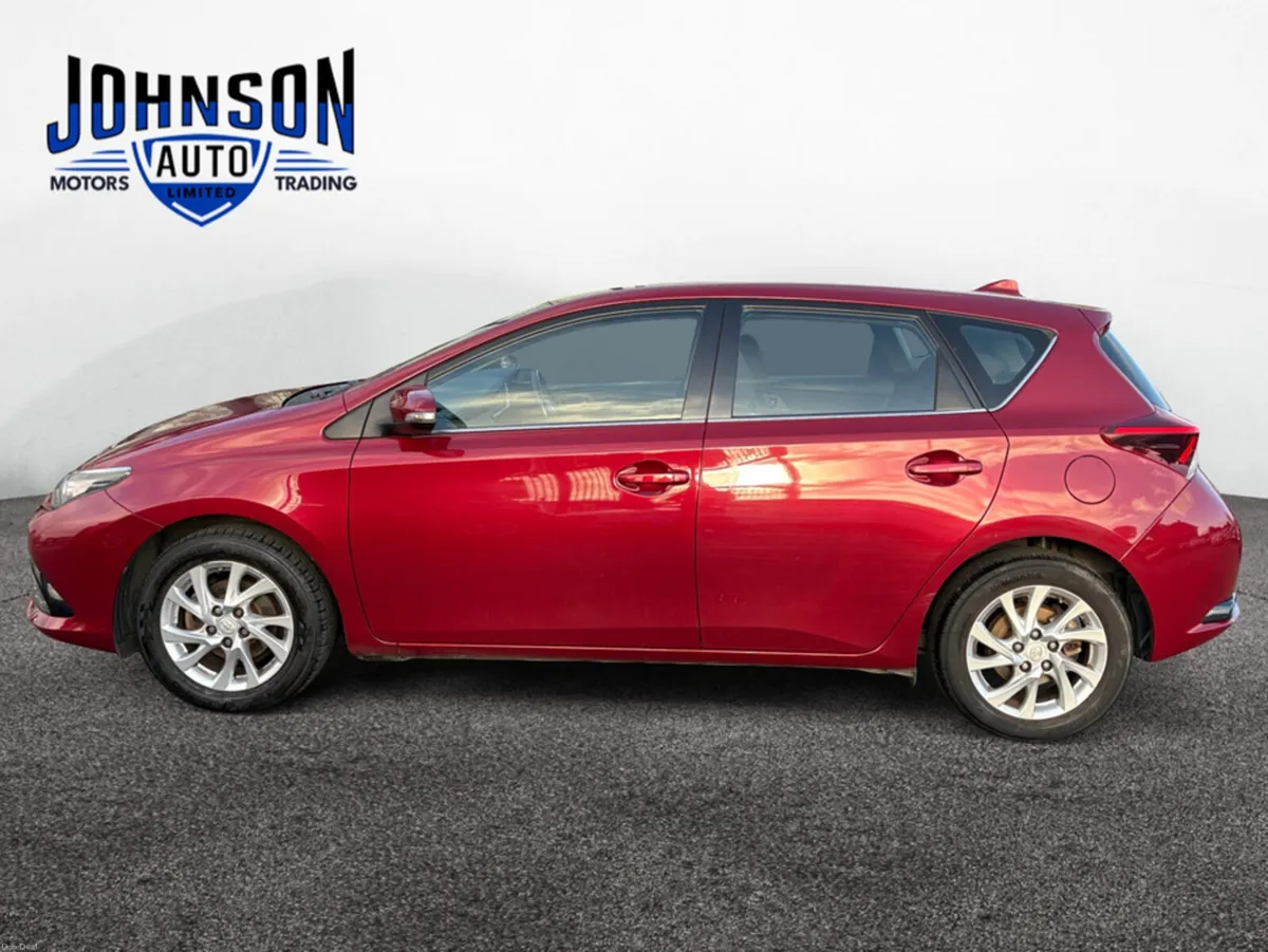 Toyota Auris 1.2 T ICON 116BHP 5DR Low KLMS - Image 2