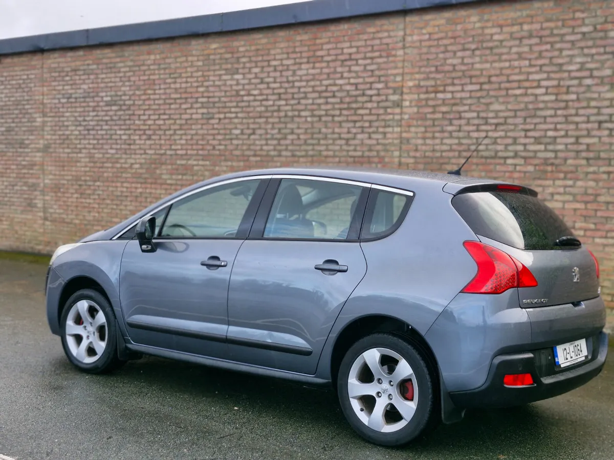 Peugeot 3008 1.6 HDI SPORT - Image 2