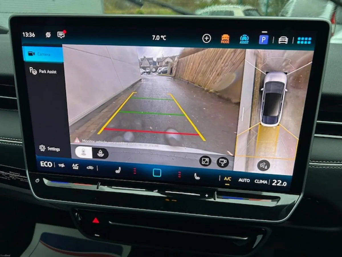 Skoda Karoq 2.0TDI 115HP Style Hi Spec mint - Image 4