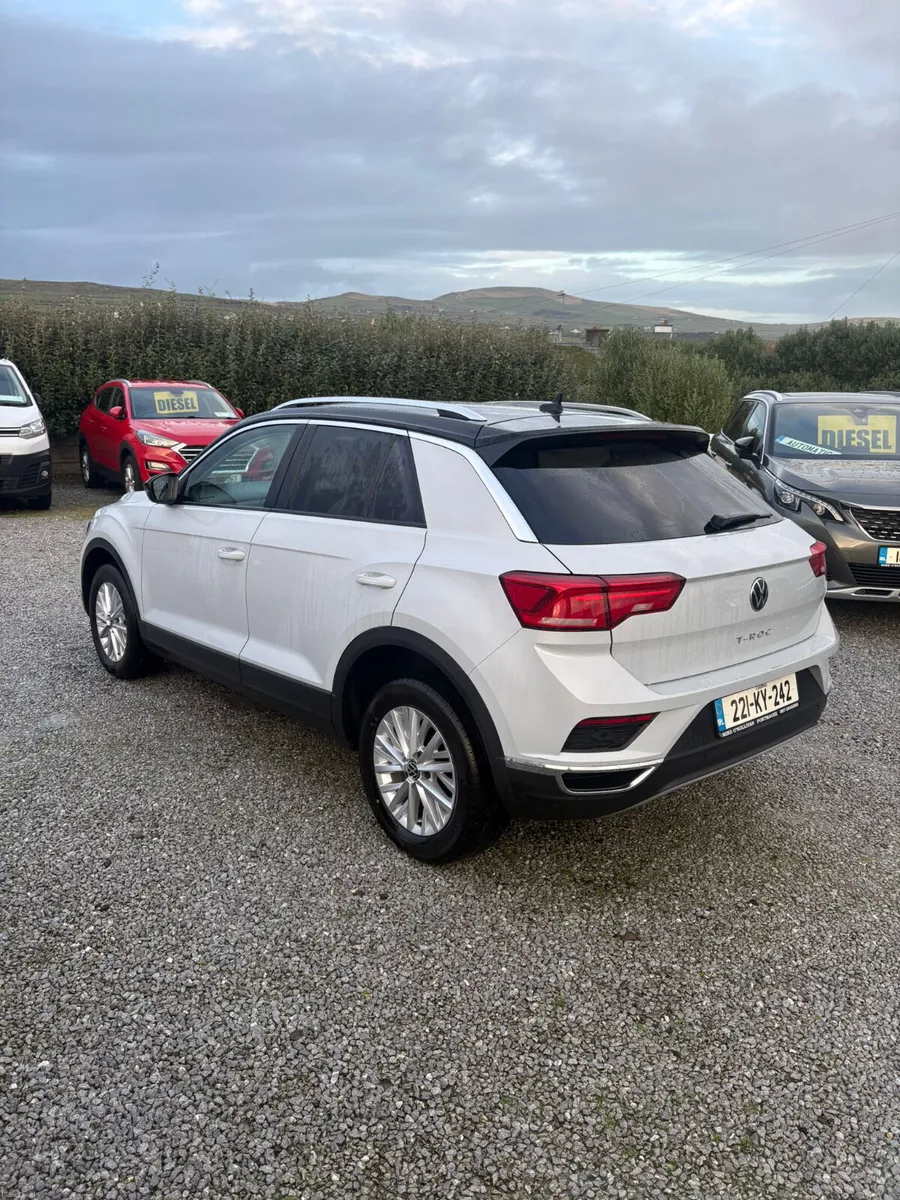 Volkswagen T-Roc 2022 Design model - Image 3
